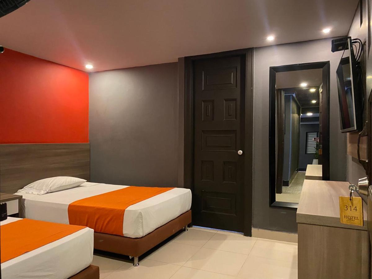 Hotel Latino 麦德林 外观 照片